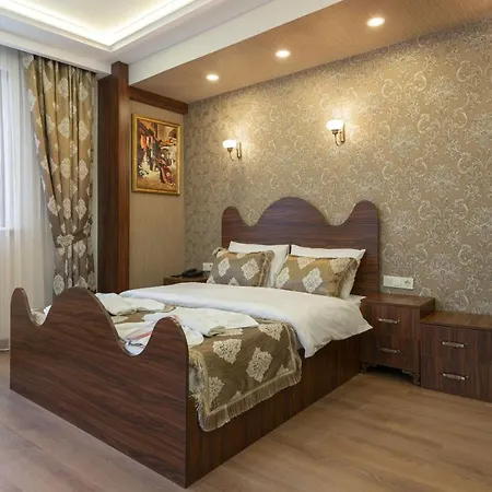 Capricorn By Otantik 4*