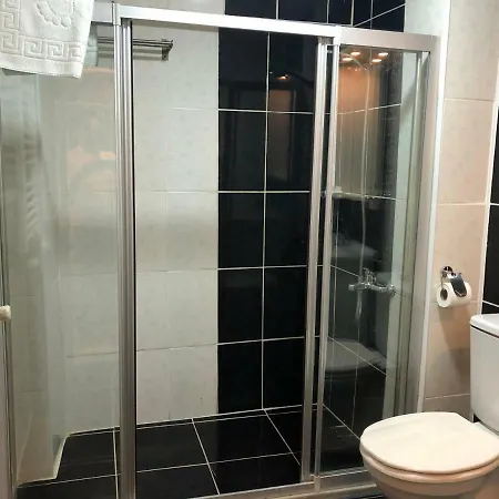 Aparthotel Capricorn By Otantik