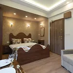 Aparthotel Capricorn By Otantik 4*